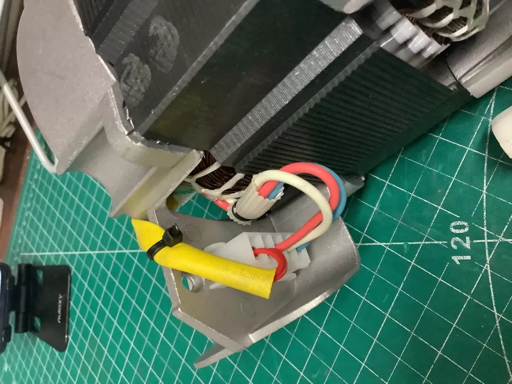 GE Electrolux 0024000133GEA Washer Drive Motor AZ212041 | SLA346