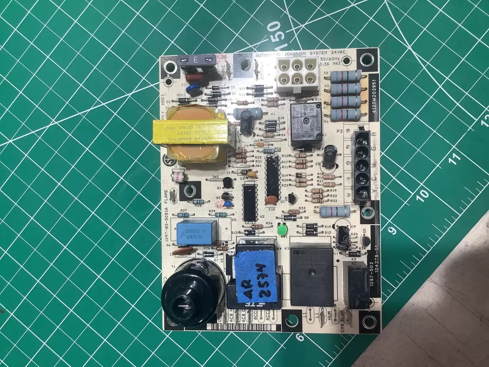 Lennox 1097-83-5051A Furnace Control Board Oem AZ167718 | AR2574