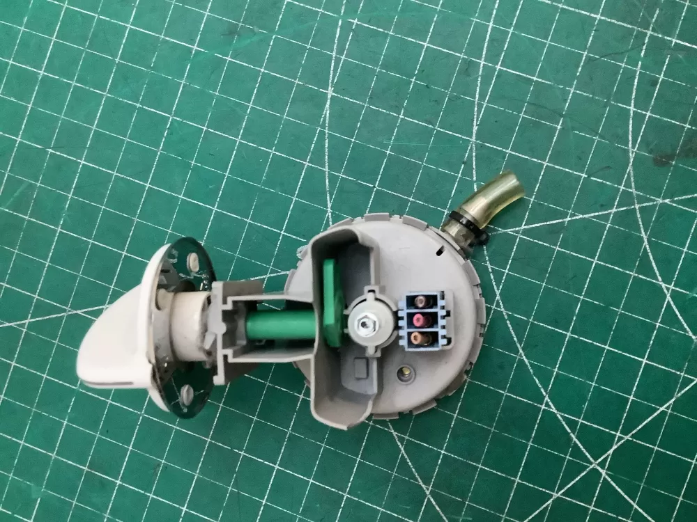 GE W10231405 Washer Switch Pressure Water AZ218027 | SLA157