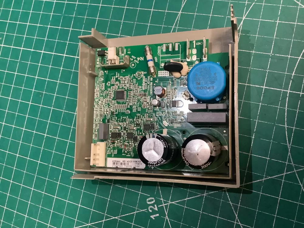 Whirlpool  Maytag  KitchenAid  Kenmore W10710090 W11087200 PS12070625 Refrigerator Control Board Inverter