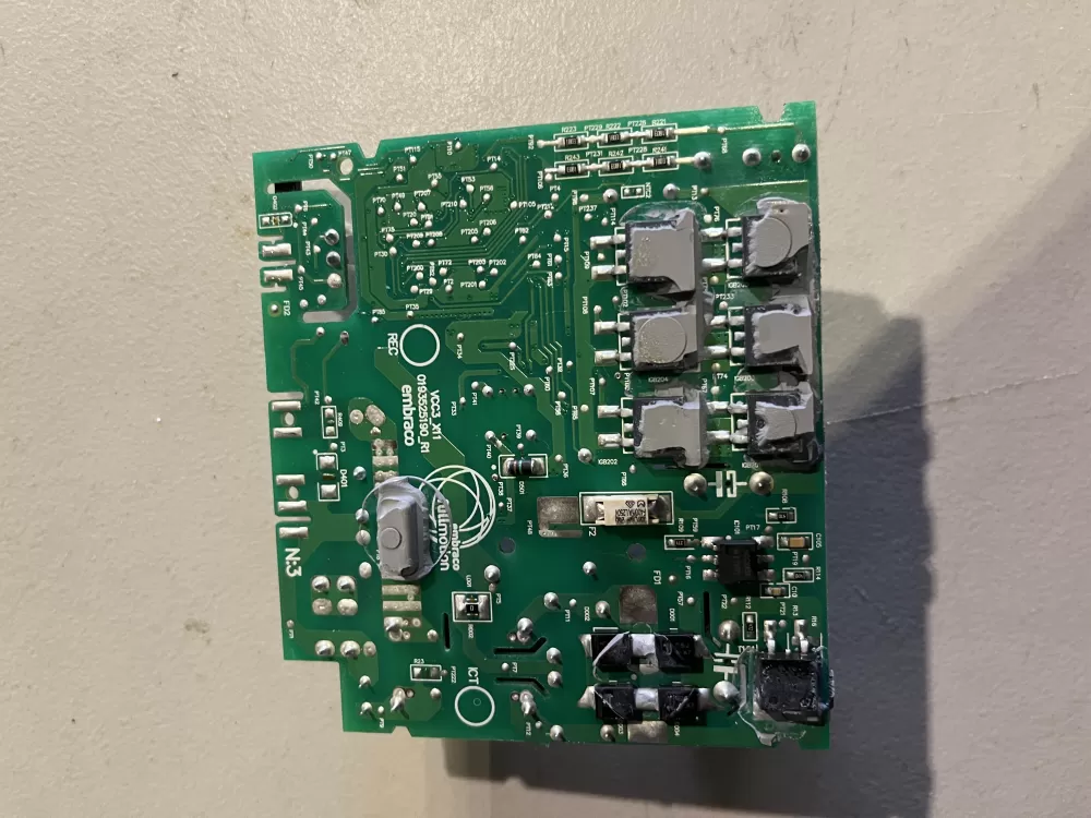 GE Refrigerator 219323010 Main Control Board AZ42235 | V418