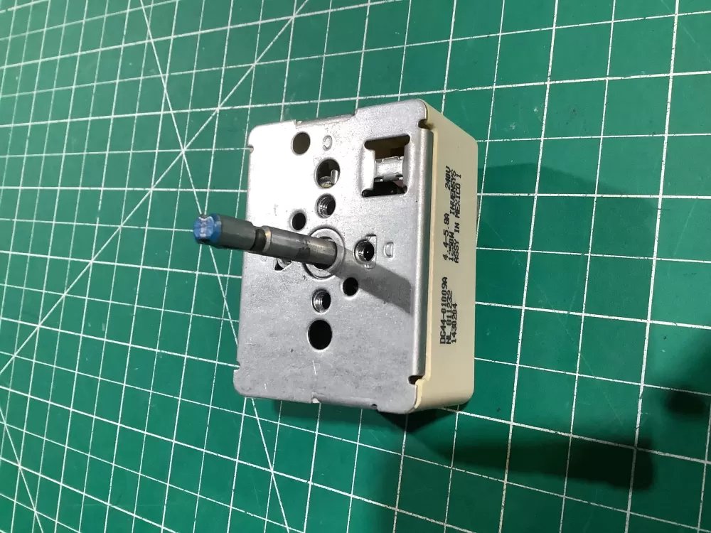 Samsung DG44 01009A PS4240807 Range Burner Control Switch AZ143390 | SL168