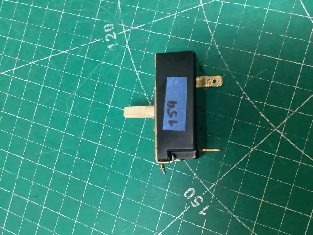 GE 175D2315P009 WE4X881 Dryer Control Board Switch AZ232004 | SLA159