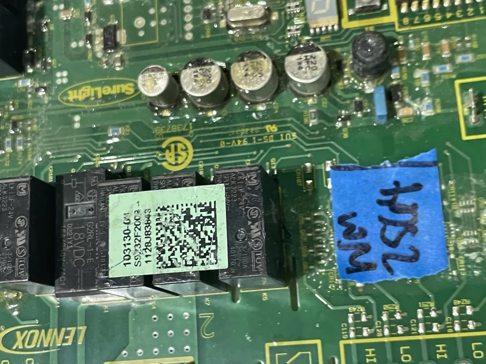 Lennox 103130-03 Furnace Control Circuit Board S9232F2002 AZ166157 | Wm2564