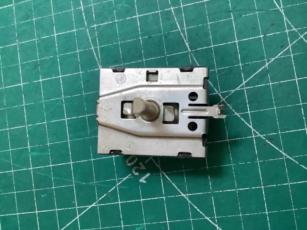 Maytag Dryer 2205065 Switch AZ220573 | SLA62