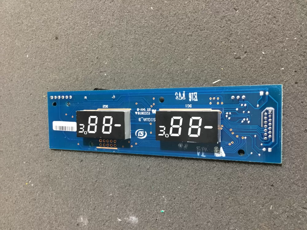 Frigidaire Kenmore Electrolux Refrigerator Control Board AZ95796 | NR51