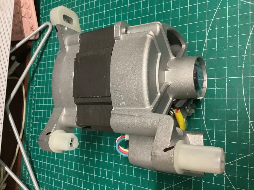 GE Electrolux 0024000133GEA Washer Drive Motor AZ212039 | SLA346