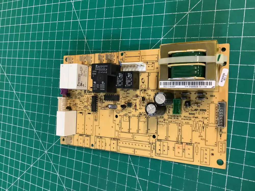 OEM Electrolux Frigidaire Range Oven Control Board 316443920 AZ225338 | NR339
