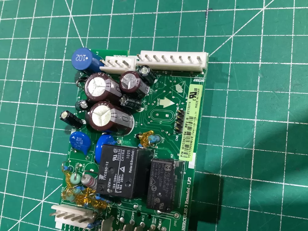 Whirlpool W10392194 Refrigerator Control Board AZ156563 | NR130