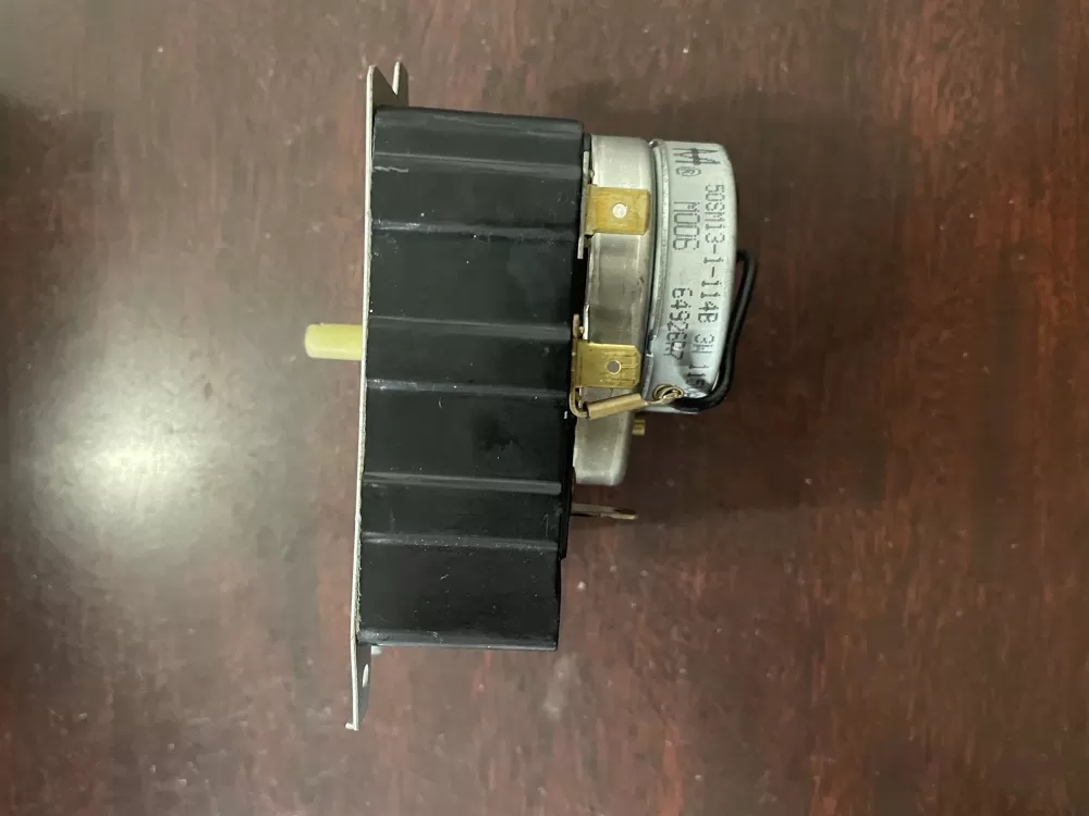 GE 212D1233P012 WE4M364 Dryer Timer AZ47980 | KM699