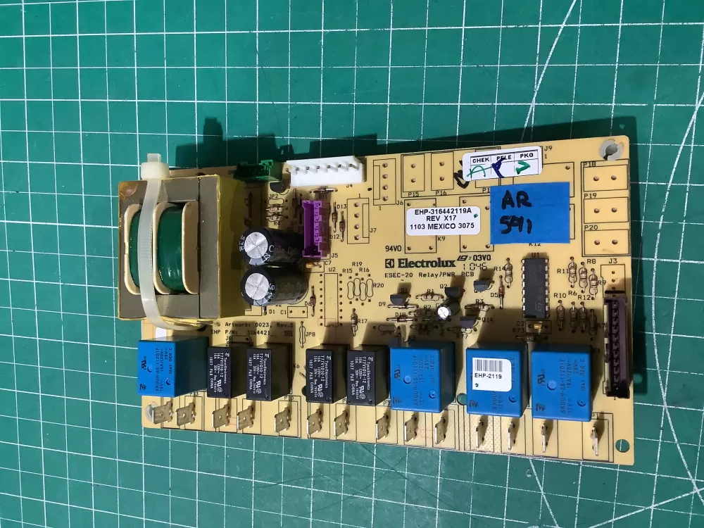 Frigidaire Kenmore 316442119A Range Control Board AZ194128 | AR591