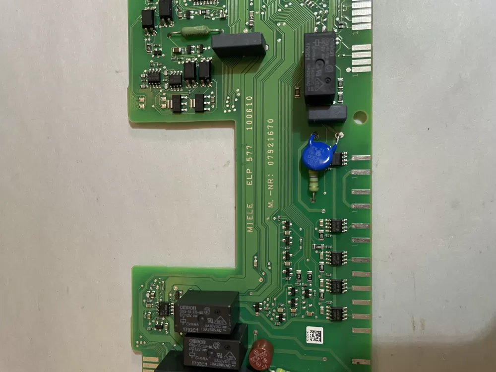 Miele G5670 Dishwasher ELP577 Control Board 07921670 AZ192814 | KM2297