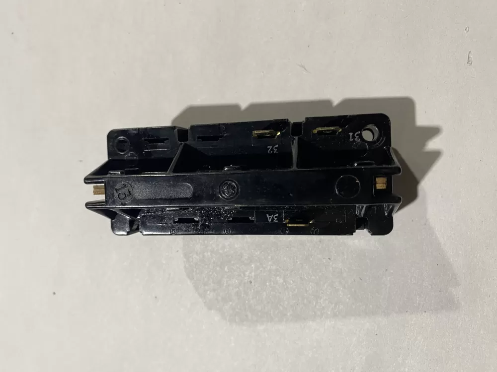 Maytag 2 07370 Washer Control Board Switch Speed AZ140796 | BK2366