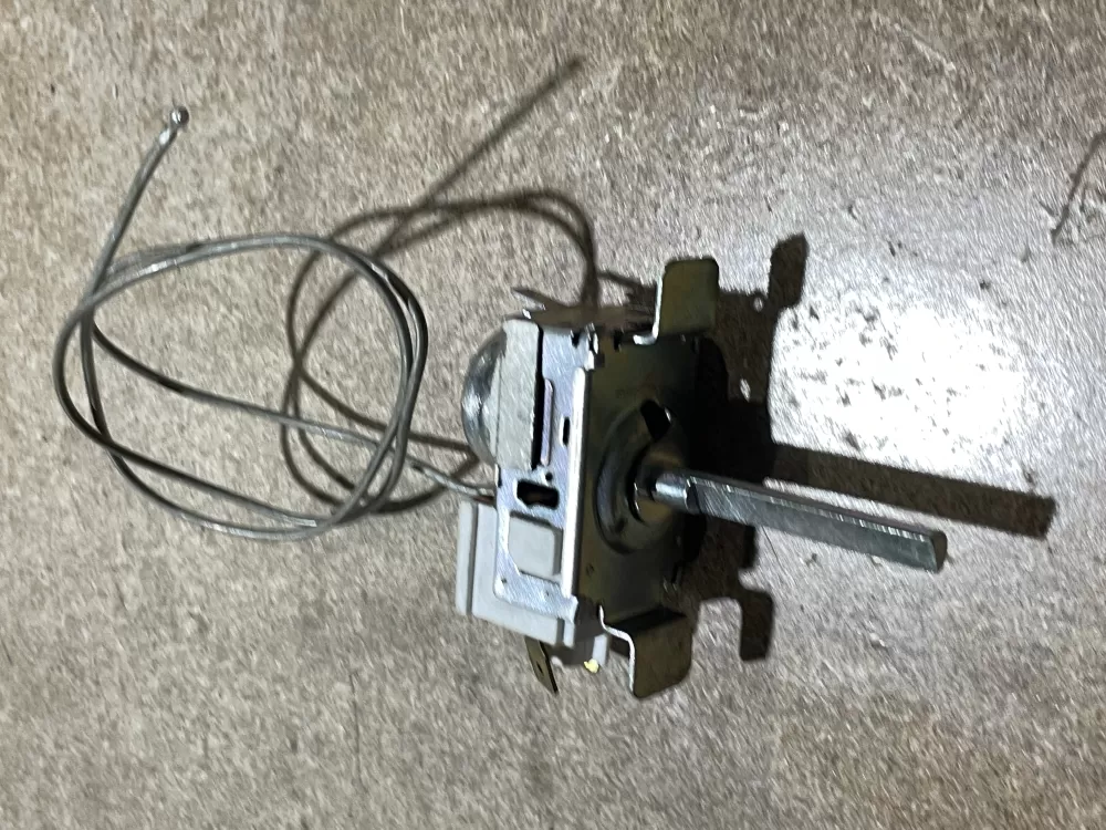 GE 197D2495-03 Refrigerator Cold Control Thermostat AZ75580 | Wm1645
