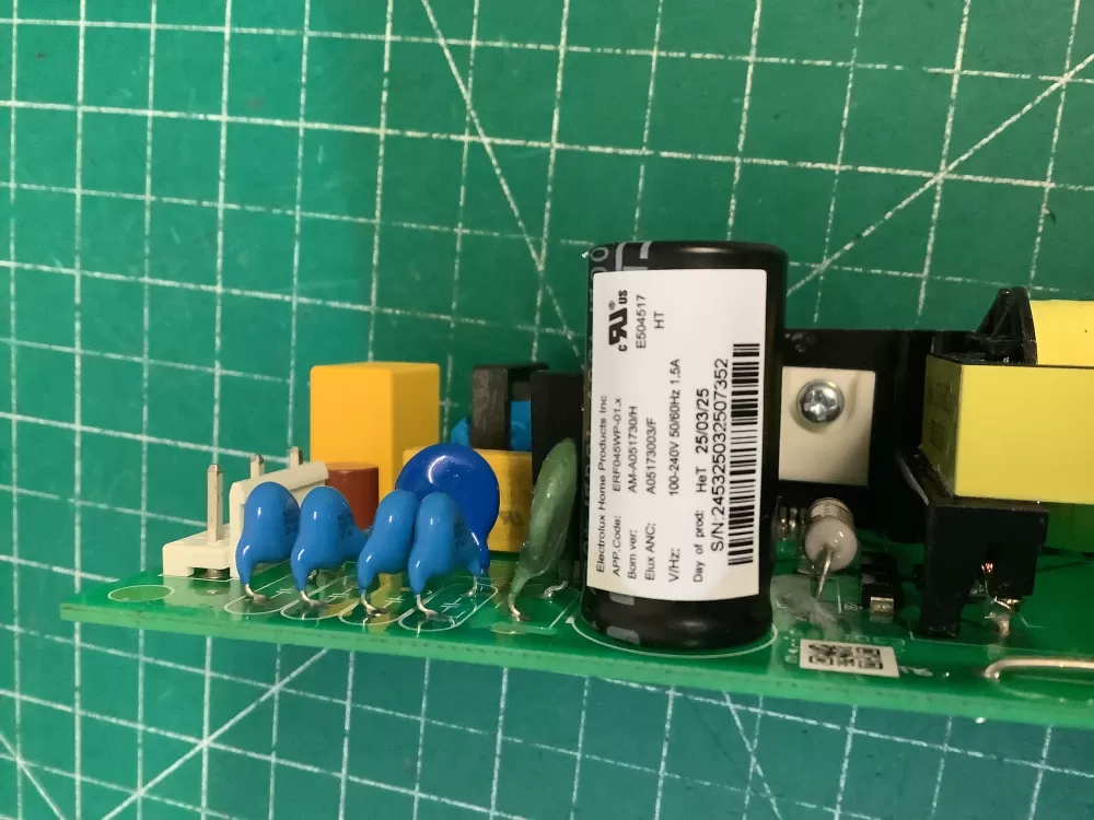 Electrolux A051730F A05173003 Refrigerator Control Board AZ227936 | NR530
