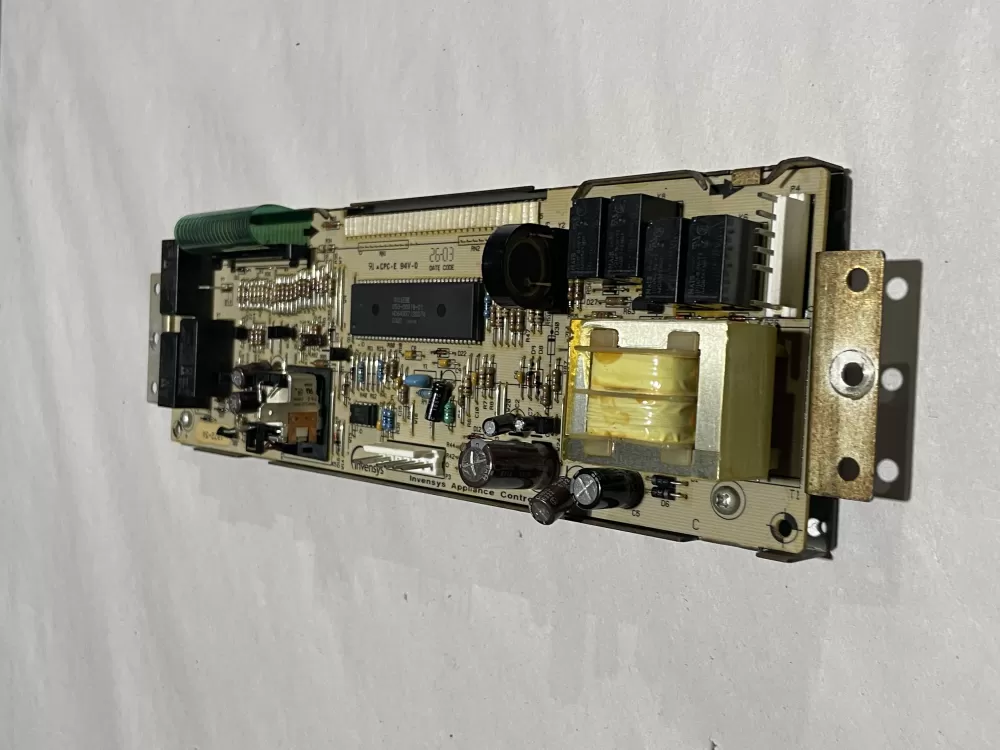 Whirlpool 100-01072-56 Range Main Control Board