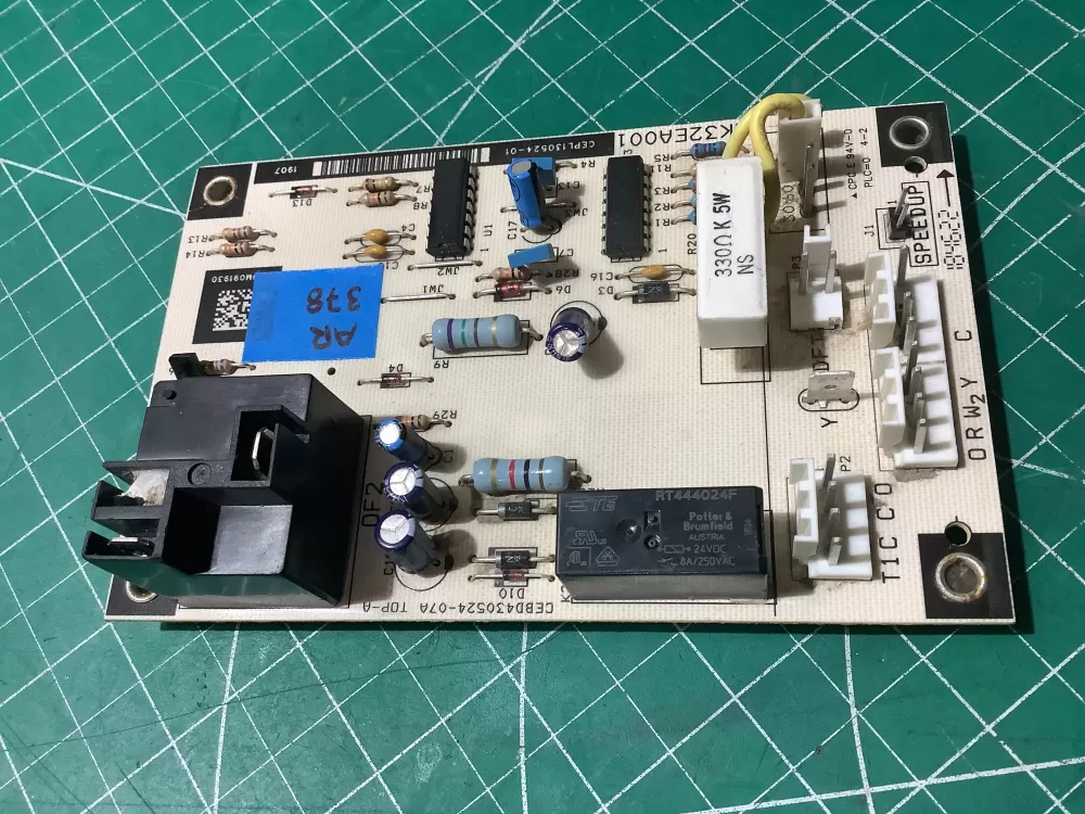 Carrier Bryant HK32EA001 Defrost Board Control Cepl130524-01 AZ194955 | AR378