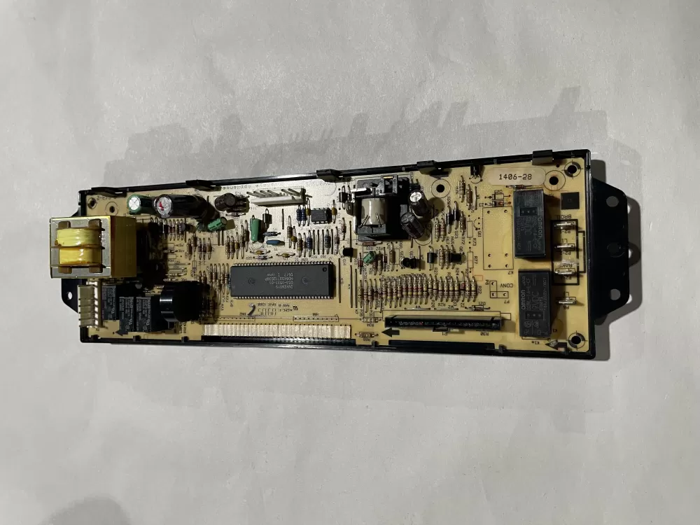 Whirlpool 100-01406-28 Range Control Board