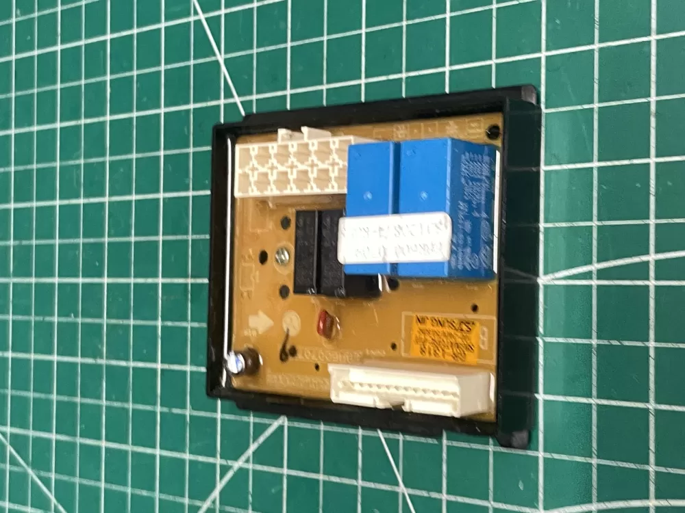 Kenmore  LG EBR60070709 Refrigerator Control Board