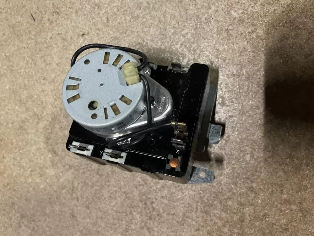 GE 212D1233P001 WE4M353 Dryer Timer AZ26818 | KM60