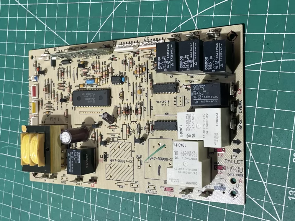 Jenn-Air 12001914  AP4009507  100-00699-00A  12001914R  71001893  71003399  7428P036-60  958653  AH2003437  EA2003437  PS2003437  047-00088-XX Range Relay Control Board