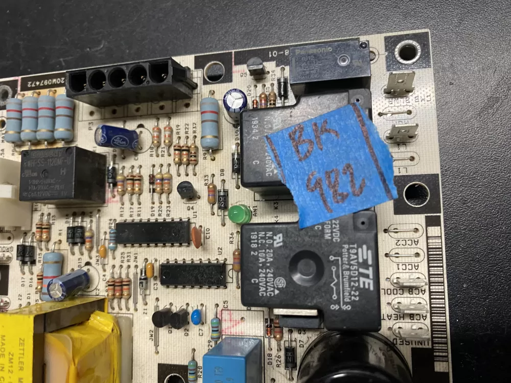 Lennox 1097-83-5051A Furnace Control Board Oem AZ18067 | BK982