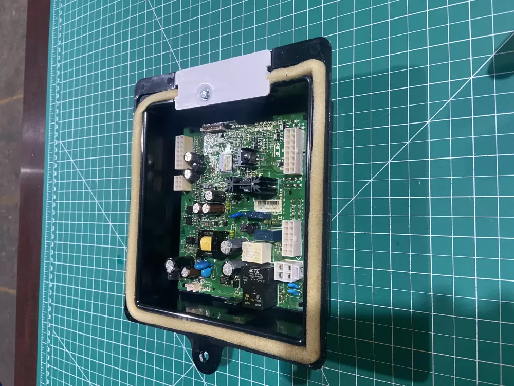 Frigidaire 242115360 Refrigerator Control Board  242115260 AZ142742 | NRV754
