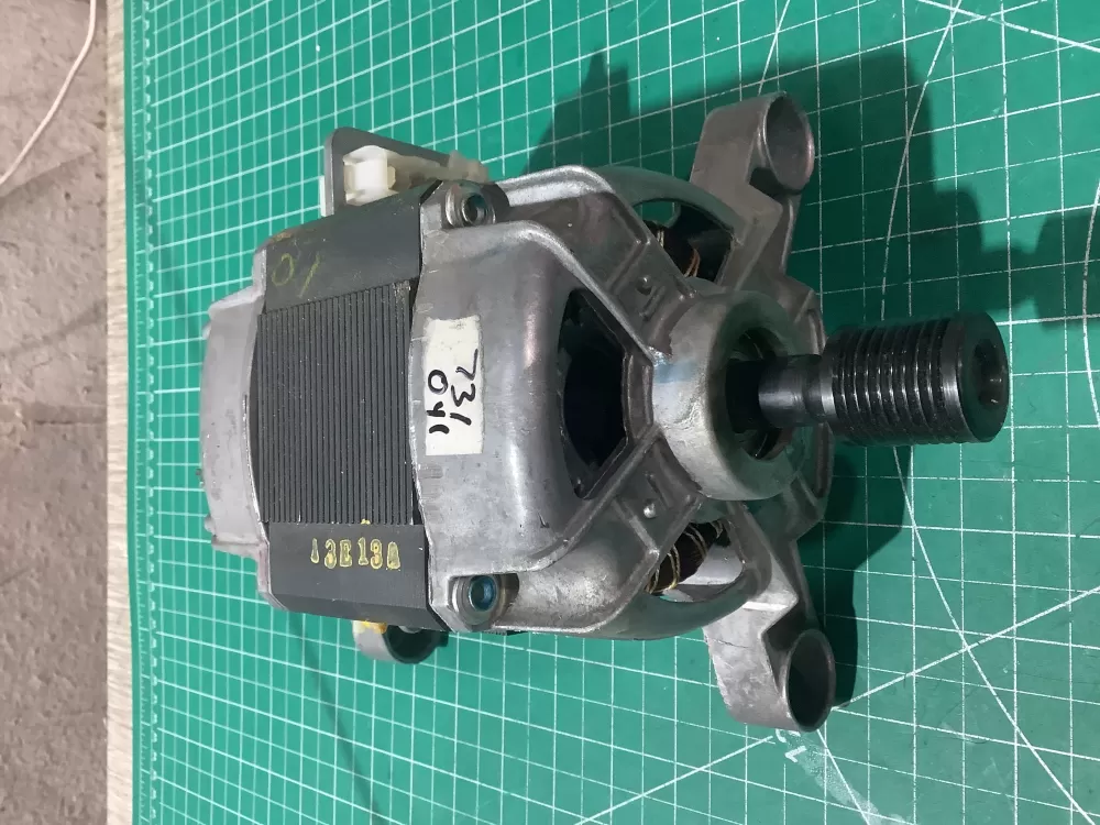 Frigidaire 134638900 Washer Drive Motor AZ191138 | SL72