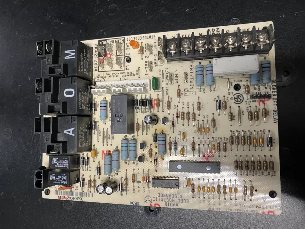 Carrier  Bryant CEBD430437-06A Furnace Board