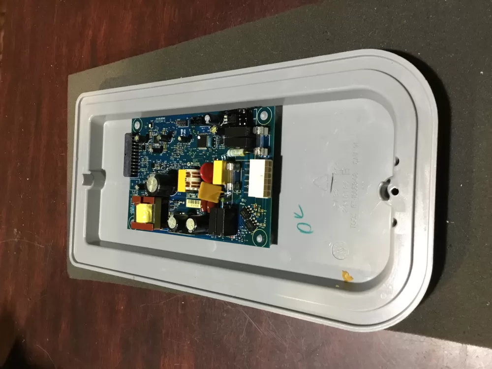 Frigidaire Electrolux AP4926683 Refrigerator Control Board AZ77194 | NRV631