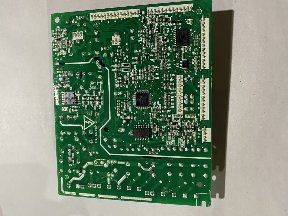 Hisense HG1944484 Refrigerator Control Board AZ189809 | BK2201