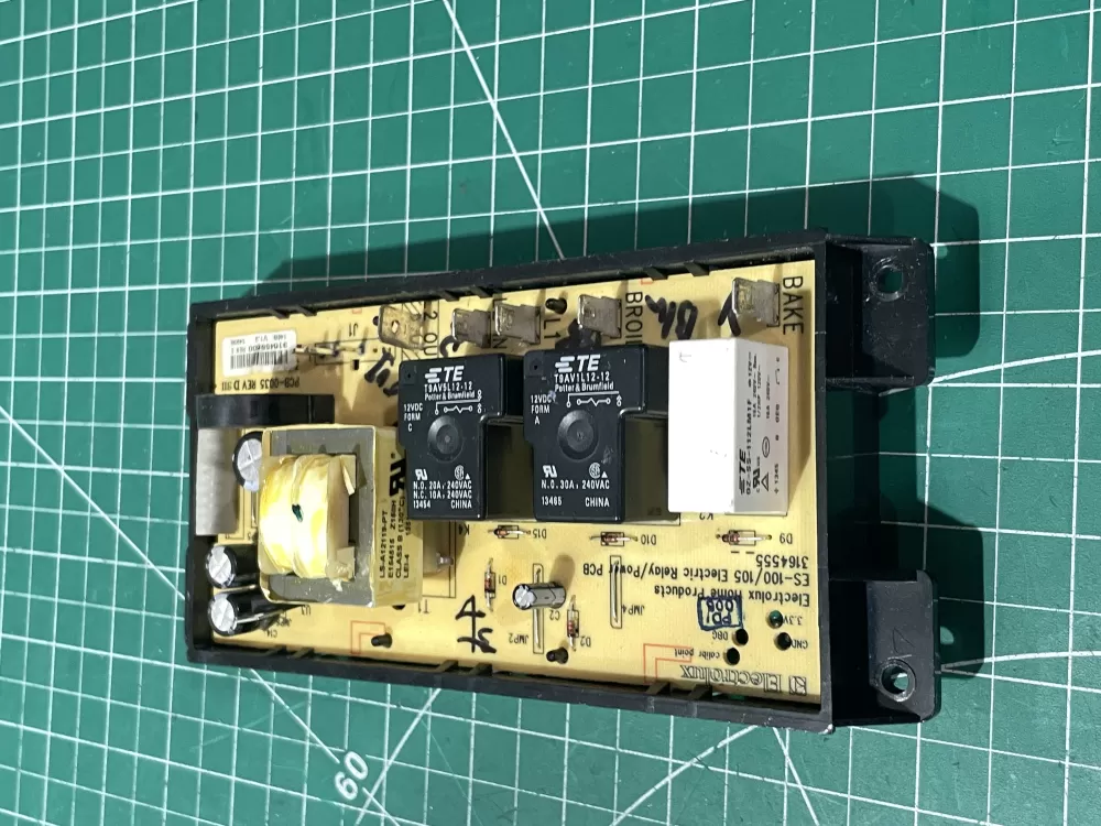 Frigidaire  Kenmore AP3960228 1197180 316222811 316455420 PS1528269 Oven Control Board