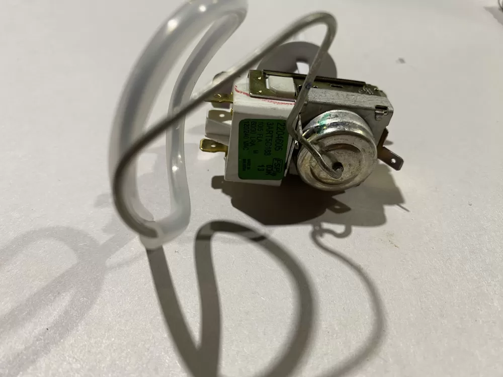 Hotpoint WP2204605 Refrigerator Thermostat AZ141979 | BK2388