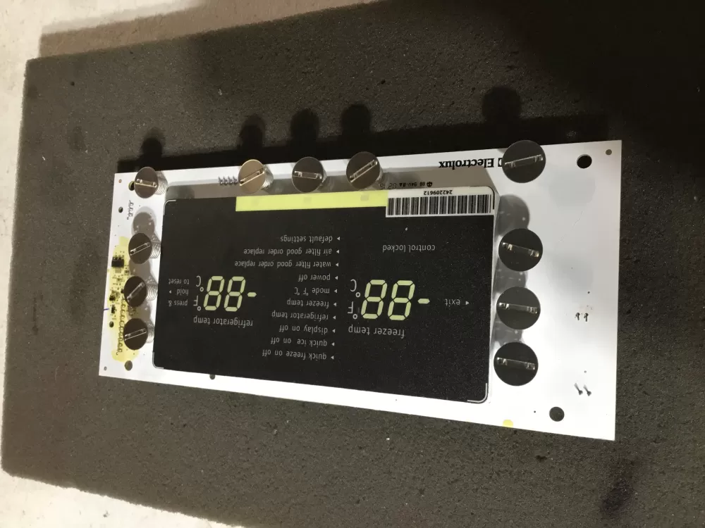 Frigidaire 242209731 Refrigerator Display Control Board AZ105929 | NR429