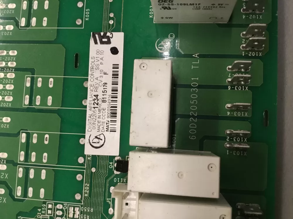 Genuine BOSCH Built-in Oven  Control Board # 646114 AZ98794 | BG65