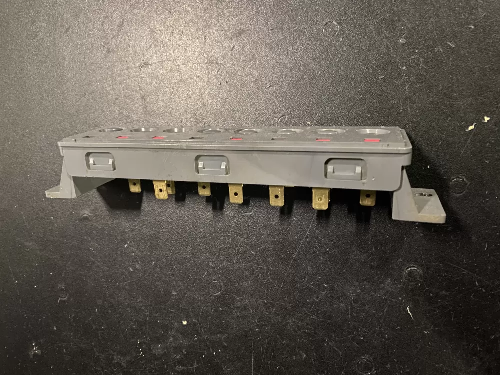 GE  General Electric 165D5576P025 Dishwasher Control Board Push Button Switch