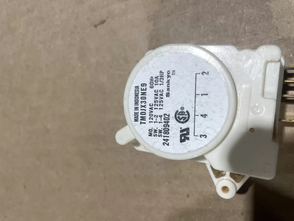 Frigidaire Kenmore 215846604 Refrigerator Defrost Timer AZ77231 | Wm2098