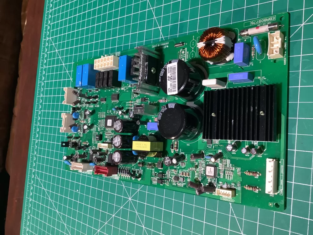 LG Kenmore EBR80977635 Refrigerator Control Board AZ133513 | NRV604