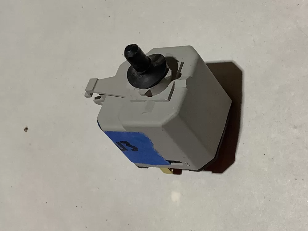 Maytag W10563095 WPW10563095 Dryer WP Switch AZ125207 | Sl212