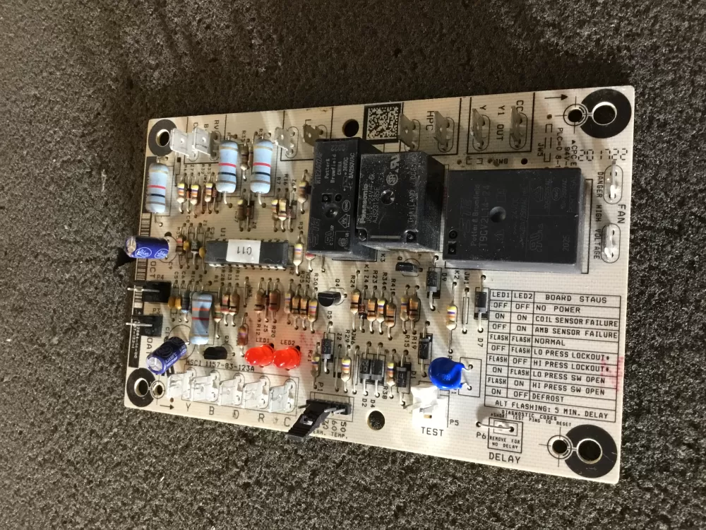 Rheem HSCI 1157-83-123A Heat Pump Defrost Control Board AZ110119 | NR544