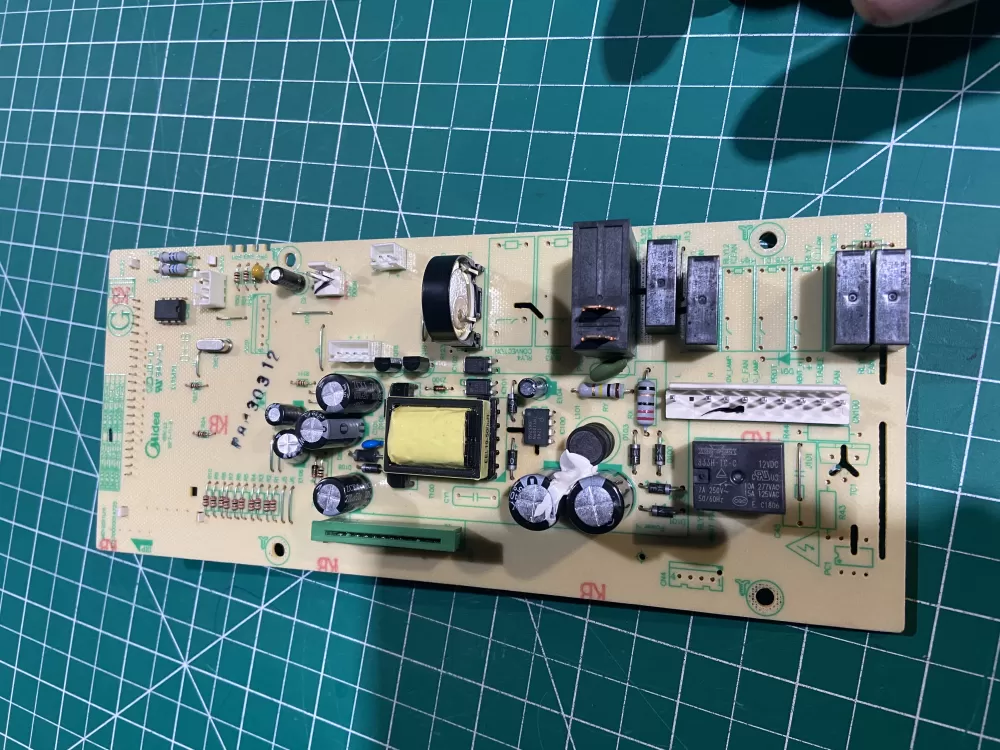 Frigidaire OTR Microwave Control Board 17170000014725 AZ142677 | NR2400