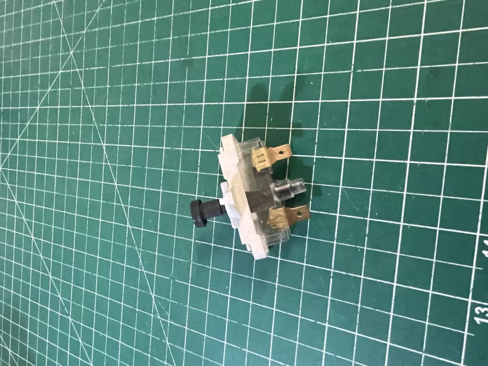 GE 248C1146P001 WE4M416 AP4980900 WE4M367 1811209 AH3487190 EA3487190 PS3487190 WE4M352 Dryer Start Switch