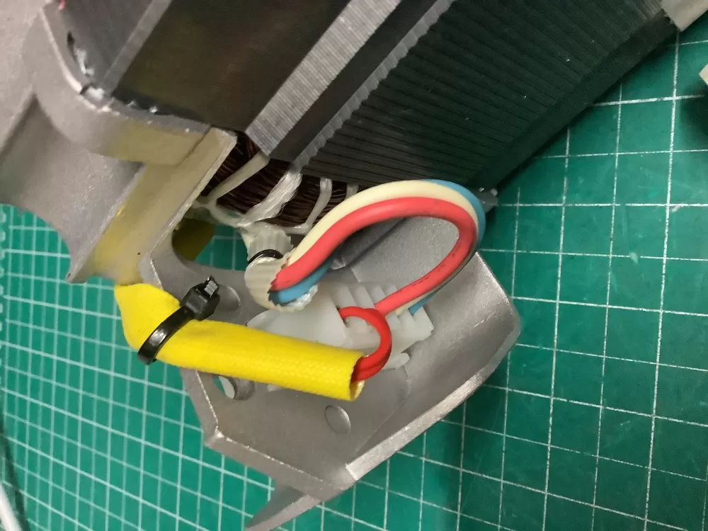 GE Electrolux 0024000133GEA Washer Drive Motor AZ212044 | SLA342