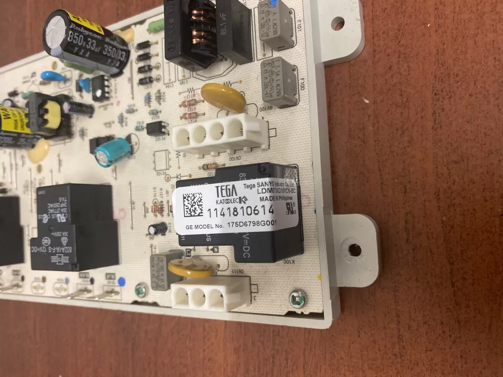 GE 175D6798G001 WE04M10011 Dryer Control Board AZ51715 | BKV542