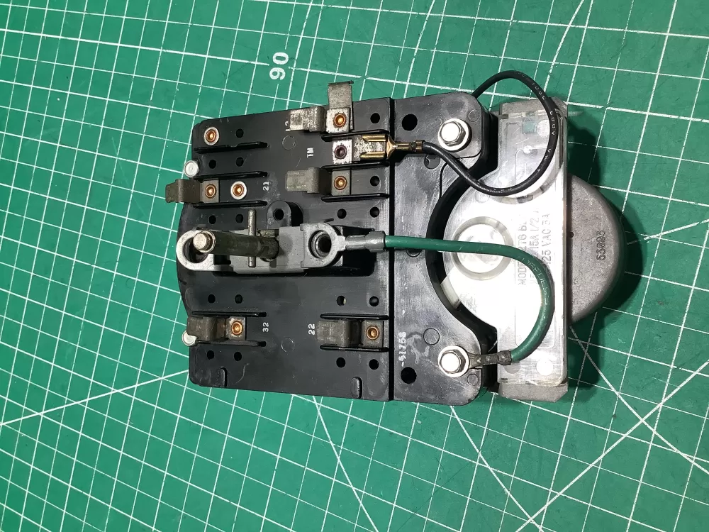 Maytag 37381850 Dryer Speed Queen Timer Speed Queen AZ182865 | AR2698