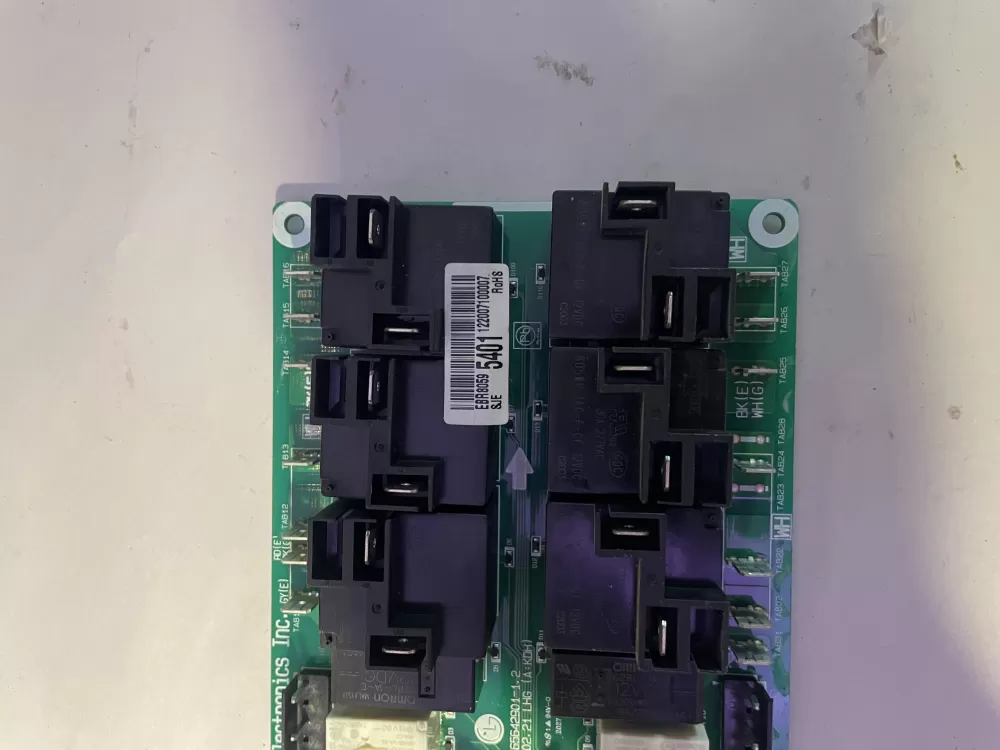 LG EBR80595401 Range Control Board AZ196144 | KM2593