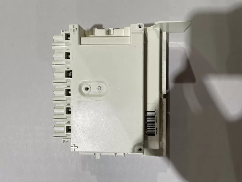 Miele 05701750 5795610 05795610 Dishwasher control board AZ180584 | KM725