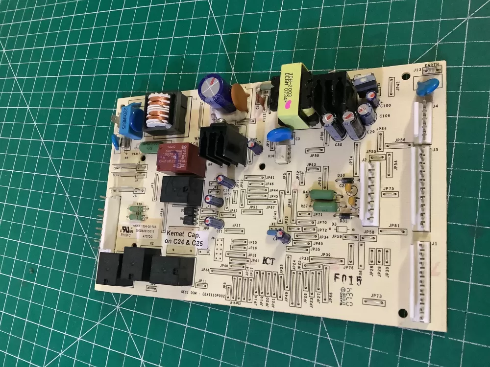 GE 200D6221G028 EBX1110P002 Refrigerator Control Board AZ195021 | NR300