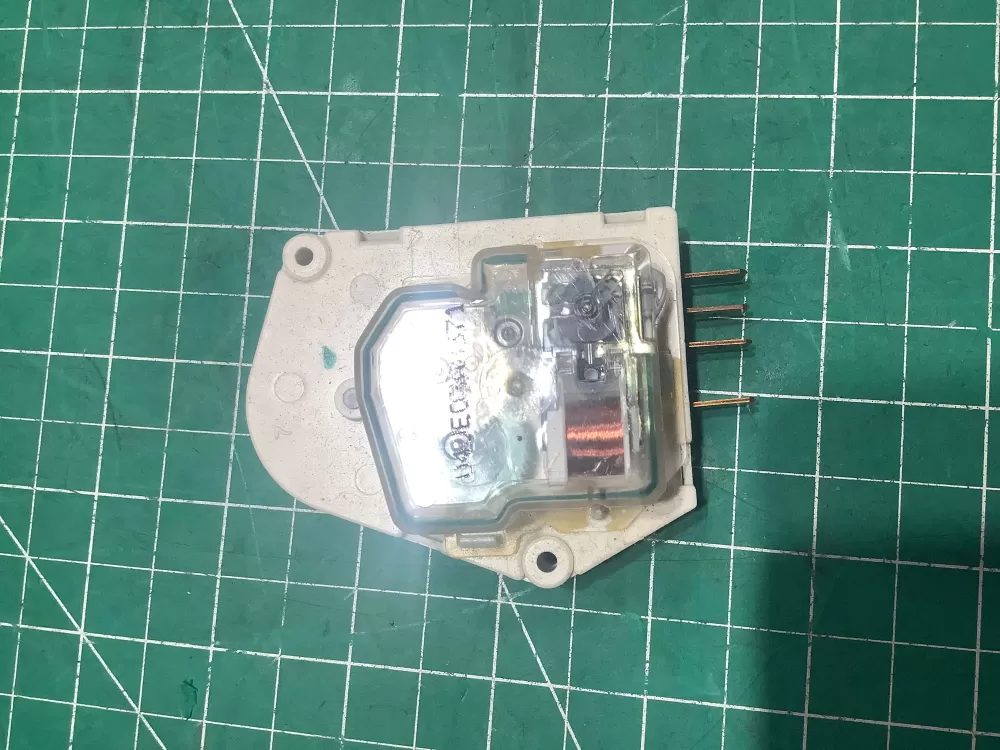 Whirlpool Kenmore W10822278 Refrigerator Defrost Timer AZ143150 | AR644
