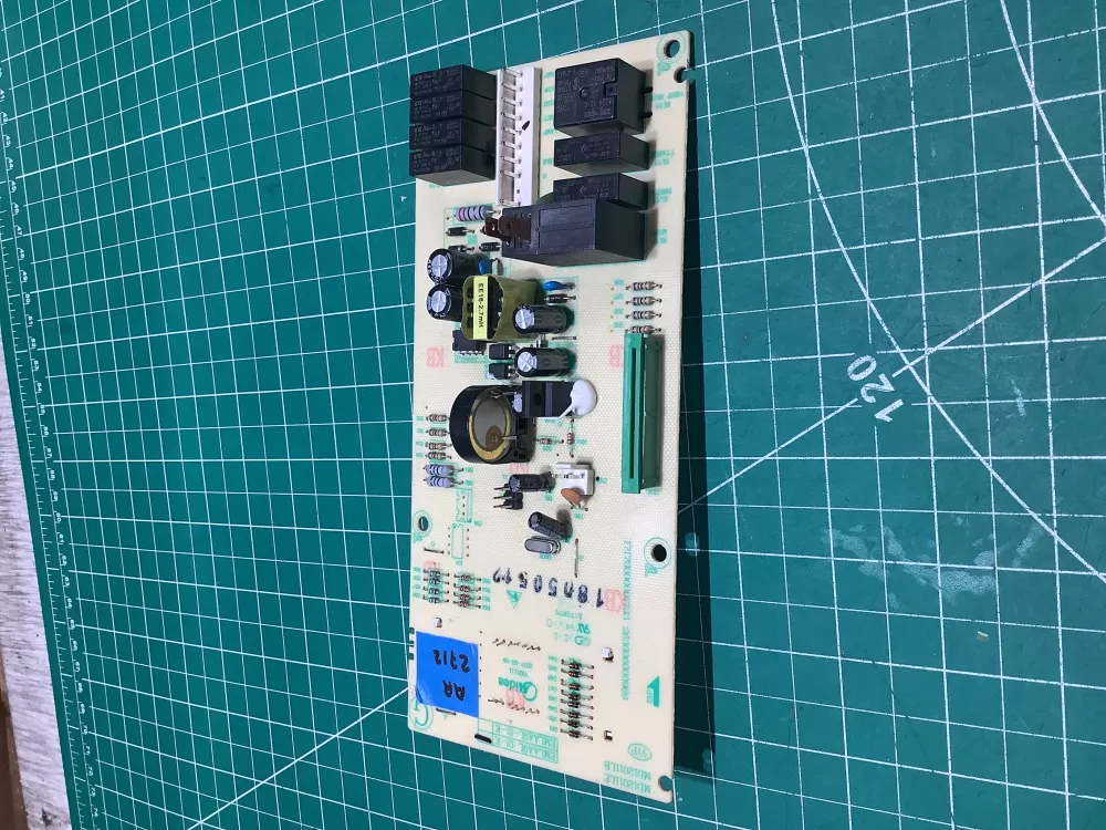 Midea Kenmore MD12011LE EMLAA9L-S1-K Microwave Control Board AZ184054 | AR2712